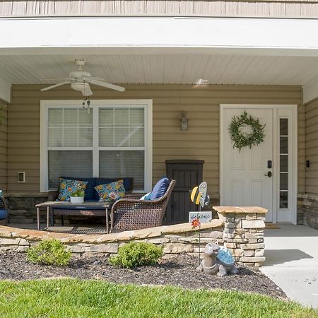 Luxe Quiet Townhouse W/Parking/Pool/By Dollywood Villa Pigeon Forge Bagian luar foto