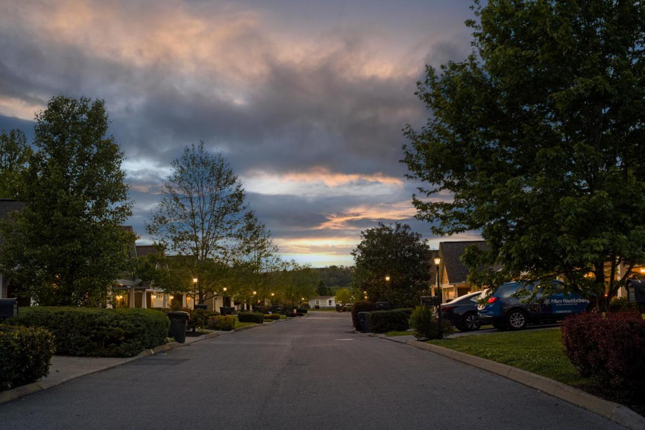Luxe Quiet Townhouse W/Parking/Pool/By Dollywood Villa Pigeon Forge Bagian luar foto